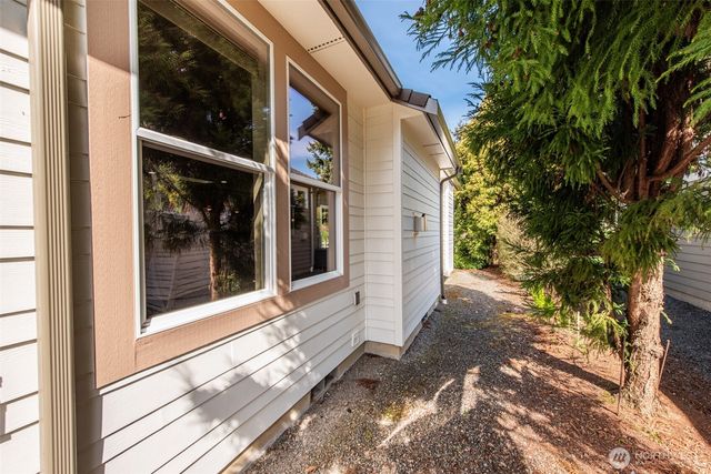 71 Mount Baker Drive, Sequim, WA 98382