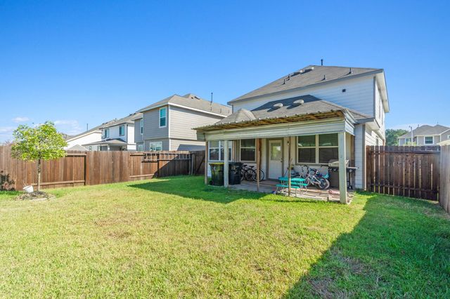 2382 Tavo Trail Drive, Conroe, TX 77301