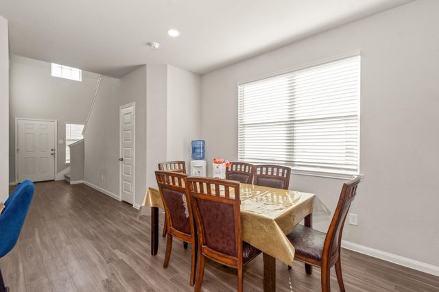 2382 Tavo Trail Drive, Conroe, TX 77301