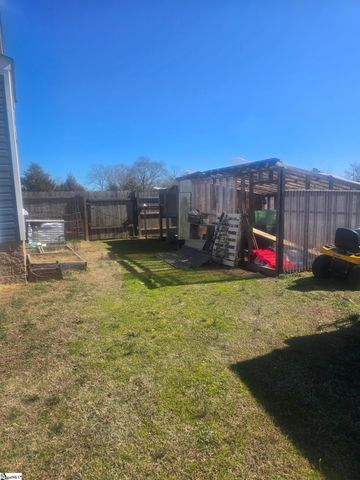 9070 Greenpond Road, Gray Court, SC 29645