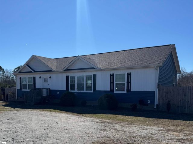 9070 Greenpond Road, Gray Court, SC 29645