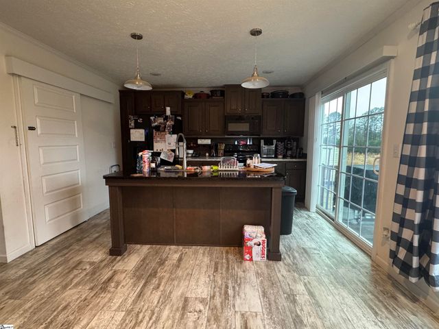 9070 Greenpond Road, Gray Court, SC 29645