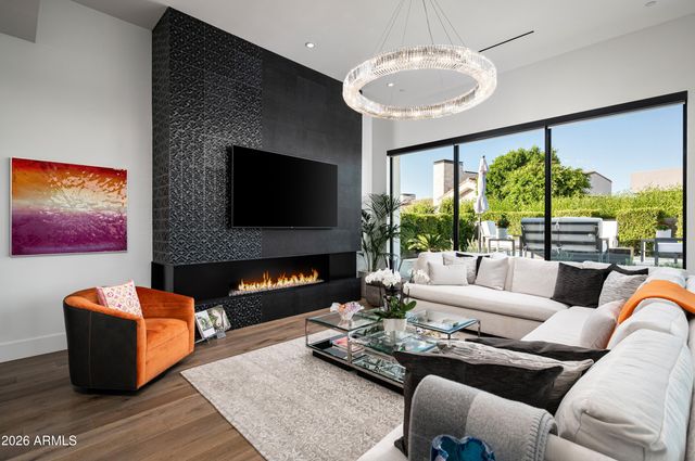 6914 E CACTUS WREN Road, Paradise Valley, AZ 85253