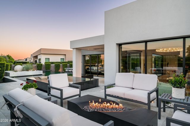 6914 E CACTUS WREN Road, Paradise Valley, AZ 85253