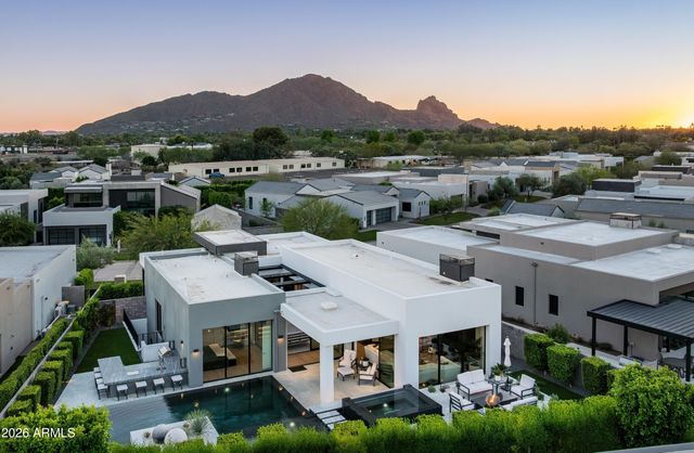 6914 E CACTUS WREN Road, Paradise Valley, AZ 85253