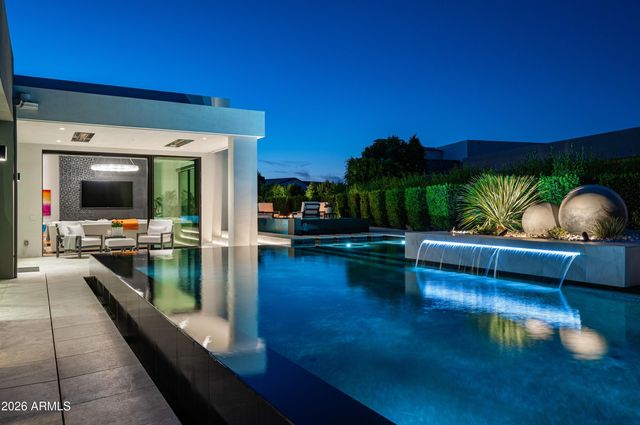 6914 E CACTUS WREN Road, Paradise Valley, AZ 85253