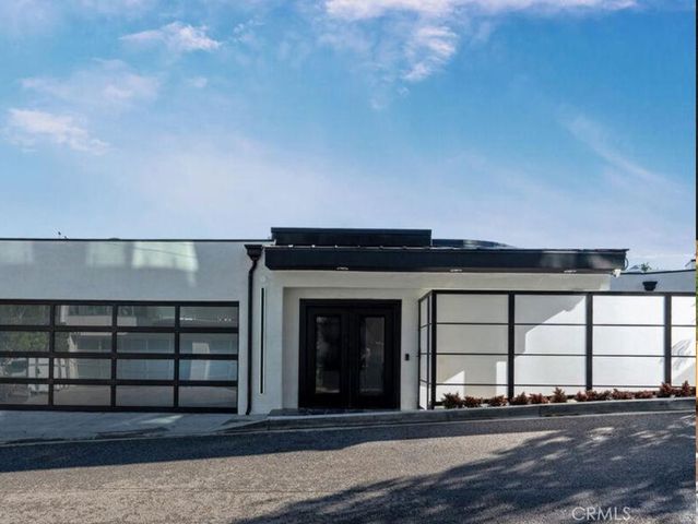 6422 Weidlake, Los Angeles, CA 90068