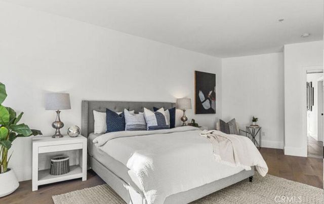 6422 Weidlake, Los Angeles, CA 90068