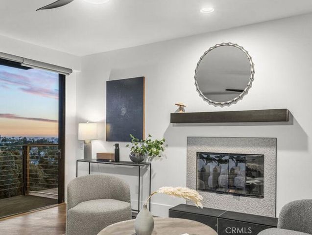 6422 Weidlake, Los Angeles, CA 90068