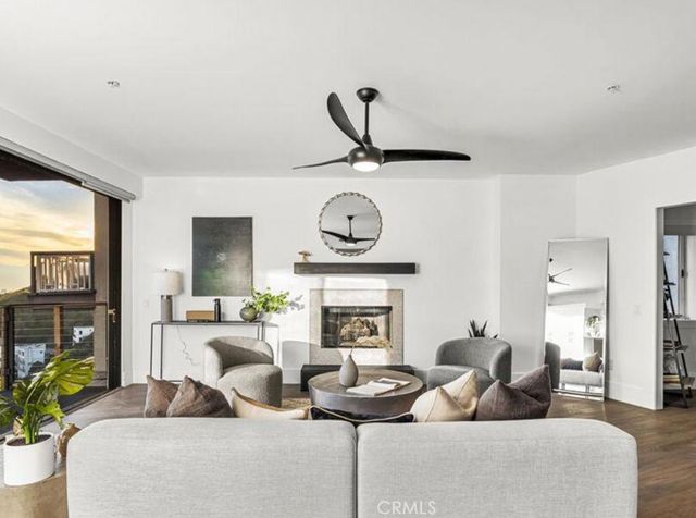 6422 Weidlake, Los Angeles, CA 90068