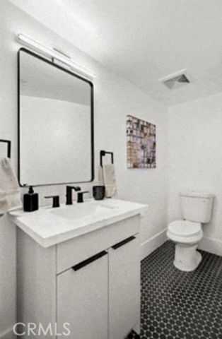 6422 Weidlake, Los Angeles, CA 90068