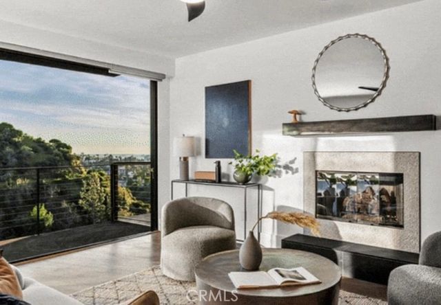 6422 Weidlake, Los Angeles, CA 90068
