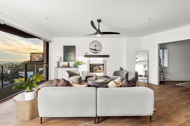 6422 Weidlake, Los Angeles, CA 90068