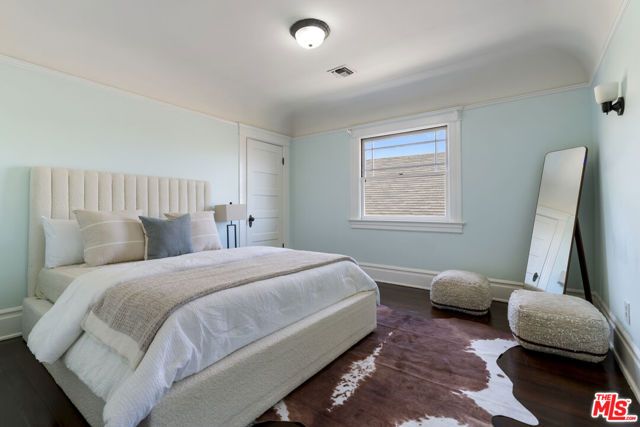 2093 W 28th Street, Los Angeles, CA 90018
