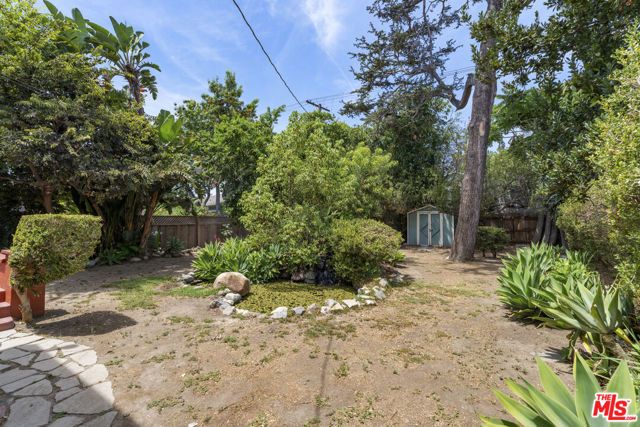 2093 W 28th Street, Los Angeles, CA 90018