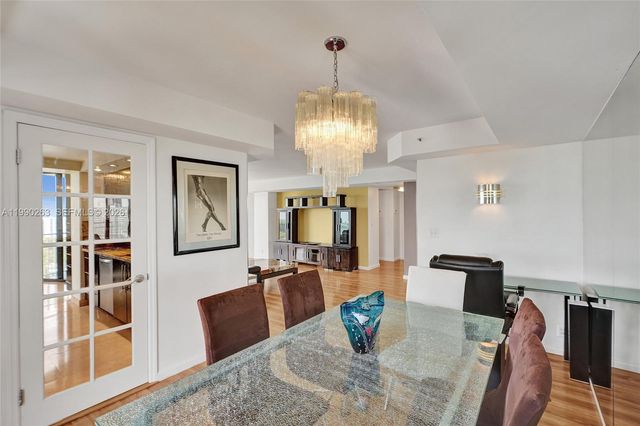 4000 Towerside Ter 2111, Miami, FL 33138