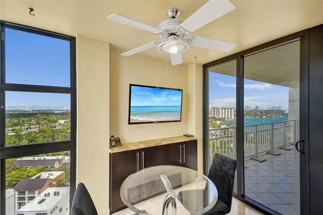4000 Towerside Ter 2111, Miami, FL 33138