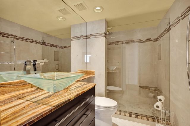 4000 Towerside Ter 2111, Miami, FL 33138