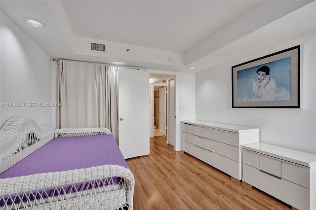 4000 Towerside Ter 2111, Miami, FL 33138