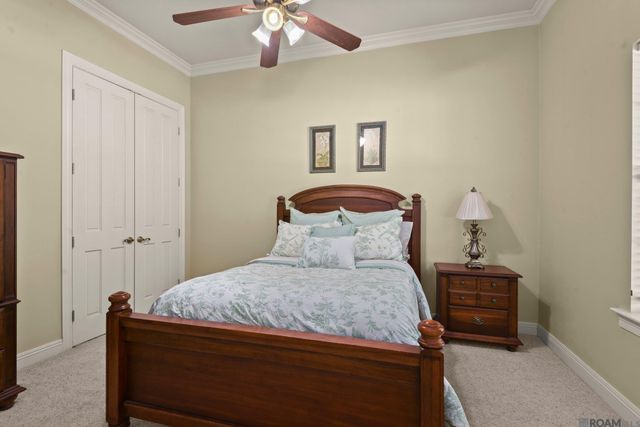 2210 Laurel Lakes Ave, Baton Rouge, LA 70820