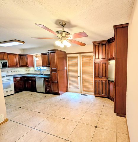 1259 Somerset Way, Pickerington, OH 43147