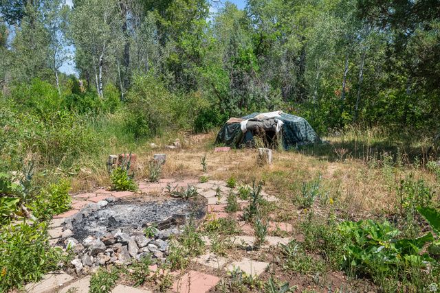 2891 N EVERGREEN PARK DR, Huntsville, UT 84317