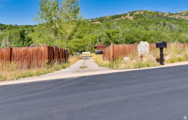2891 N EVERGREEN PARK DR, Huntsville, UT 84317