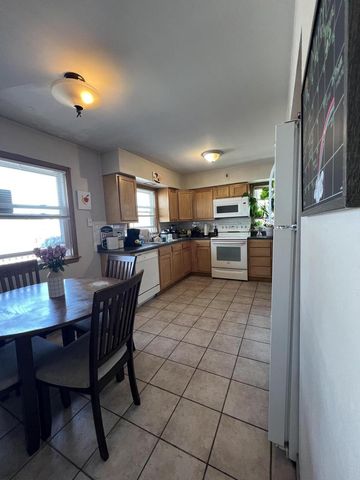 1417 Melvin AVENUE, Racine, WI 53402