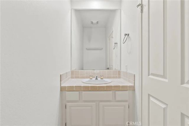 870 Pleasant Dale Place, Westlake Village, CA 91362