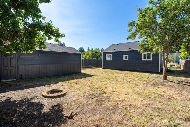 859 118th Street S, Parkland, WA 98444