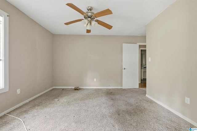 1613 5TH WAY NW, Center Point, AL 35215