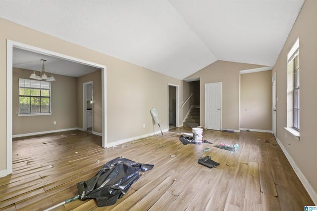 1613 5TH WAY NW, Center Point, AL 35215