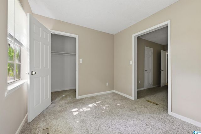 1613 5TH WAY NW, Center Point, AL 35215