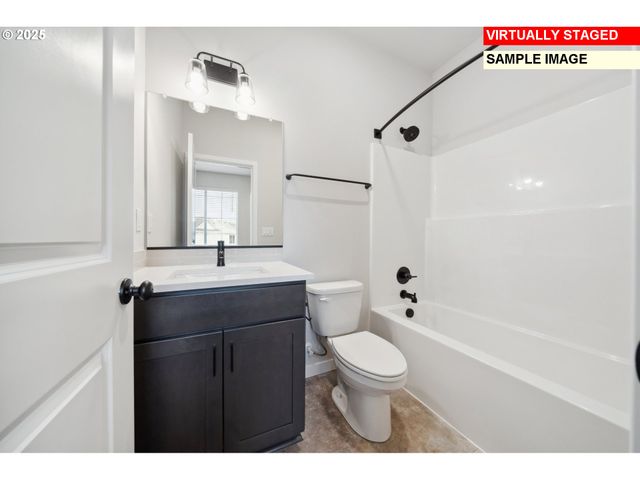 3373 Se EVERWOOD Ln, Hillsboro, OR 97123