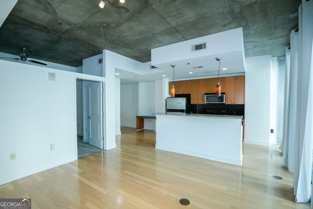 44 Peachtree Place NW 729, Atlanta, GA 30309