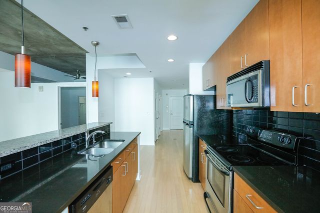 44 Peachtree Place NW 729, Atlanta, GA 30309