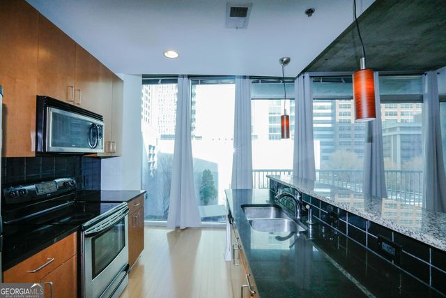 44 Peachtree Place NW 729, Atlanta, GA 30309