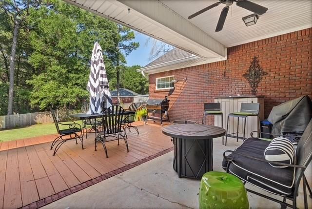 5805 Chattanooga Drive, Satsuma, AL 36572