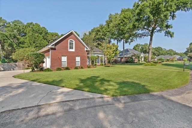 5805 Chattanooga Drive, Satsuma, AL 36572