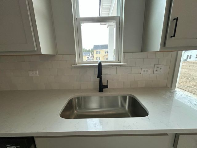 4019 Lemon Grass Lane Lane, Ravenel, SC 29470