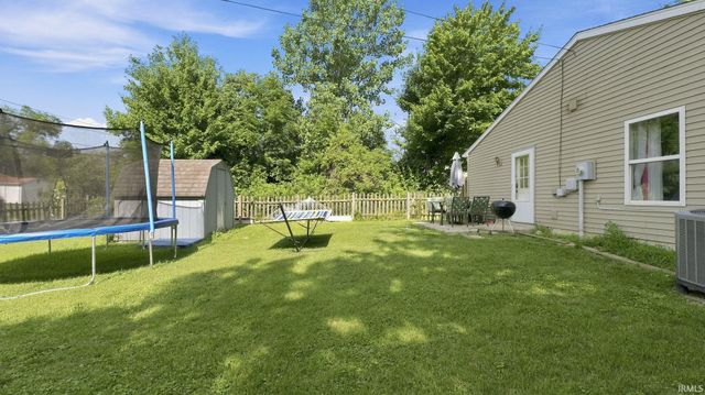 3924 E Sherwood Terrace, Fort Wayne, IN 46806