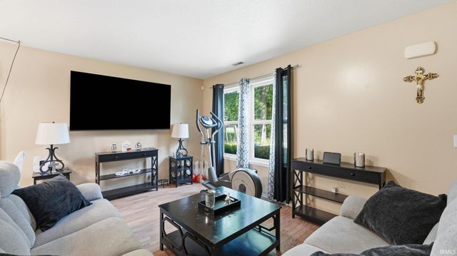 3924 E Sherwood Terrace, Fort Wayne, IN 46806