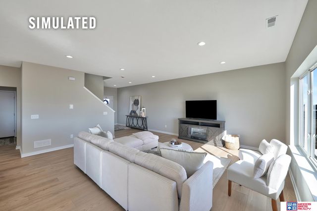 222 N 105th Street, Lincoln, NE 68527