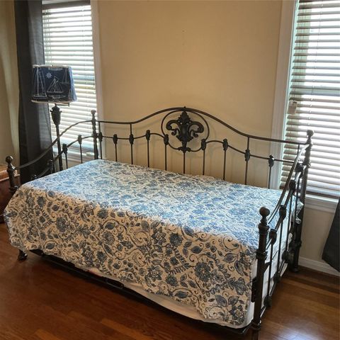 3218 Southmore Boulevard, Houston, TX 77004