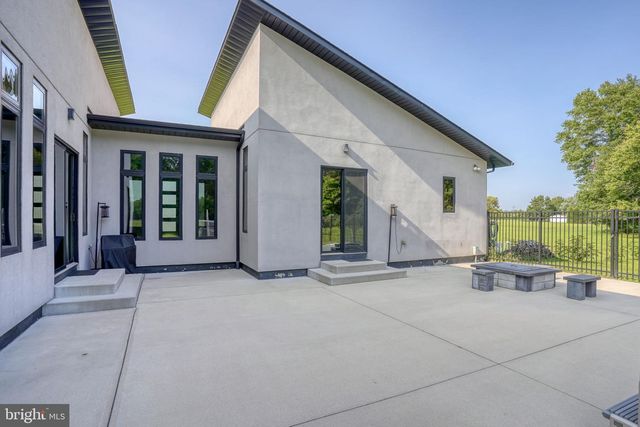 1958 CENTRAL CHURCH RD, Dover, DE 19904