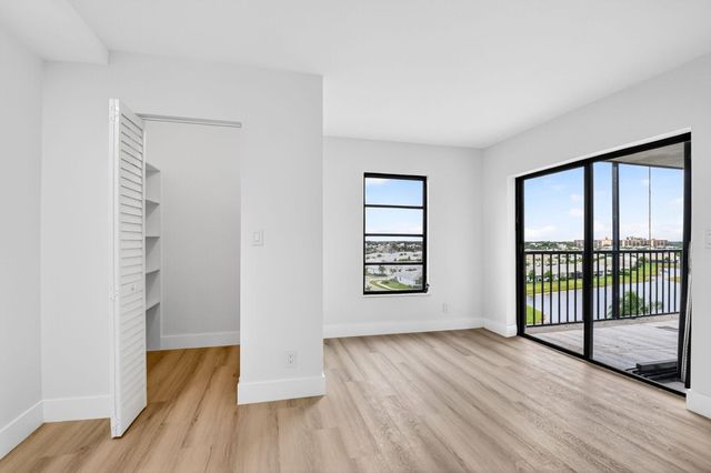 6866 Huntington Lane 707, Delray Beach, FL 33446