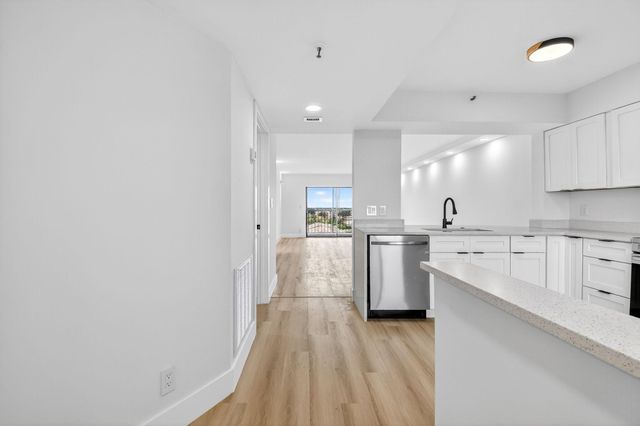 6866 Huntington Lane 707, Delray Beach, FL 33446