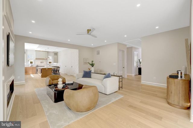 6605 JERRY PL, Mclean, VA 22101