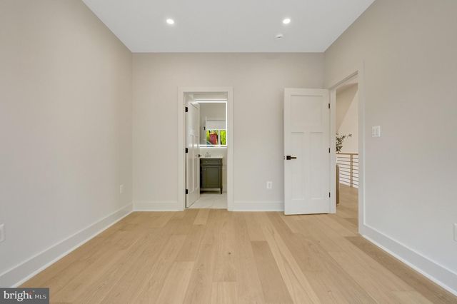 6605 JERRY PL, Mclean, VA 22101