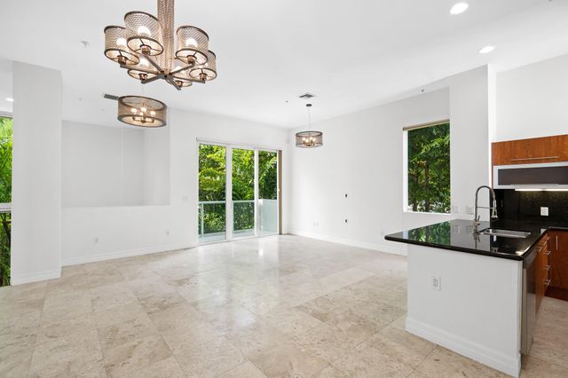 775 NE 4th Avenue 775, Fort Lauderdale, FL 33304